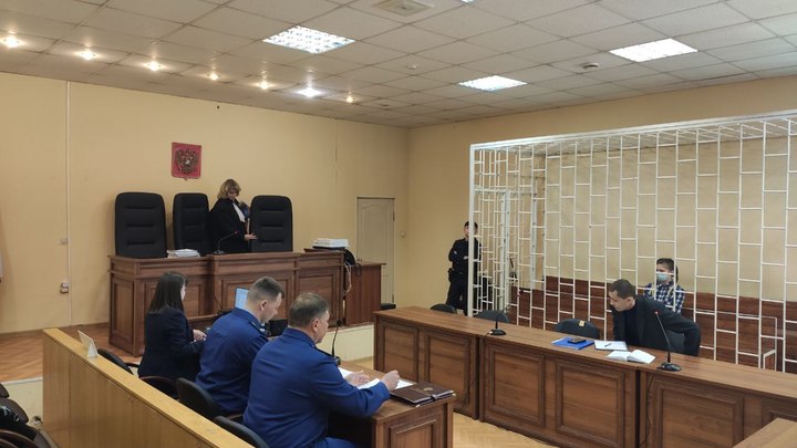 Суд начал рассматривать дело об убийстве и стрельбе в красноярском детском саду