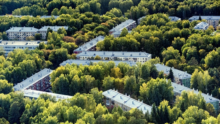 Мэрия Новосибирска без торгов продала участок бывшего рынка в микрорайоне Щ
