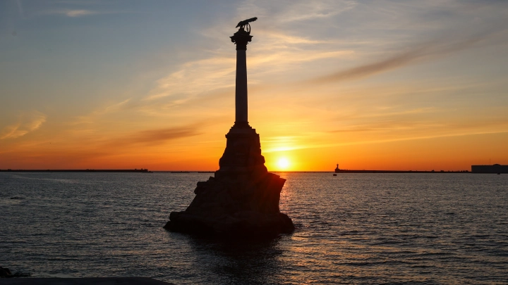 Пушечное мясо Киева: ГУР готовят отпетых заключённых для самоубийственных диверсий в Чёрном море?