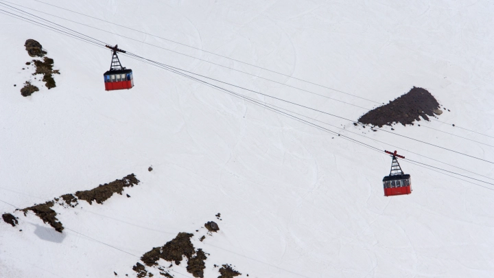 На Эльбрусе завершили эвакуацию людей с канатной дороги после аварии