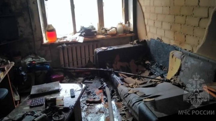 Мужчина и женщина погибли на пожаре в пятиэтажке на улице Любимова в Иванове