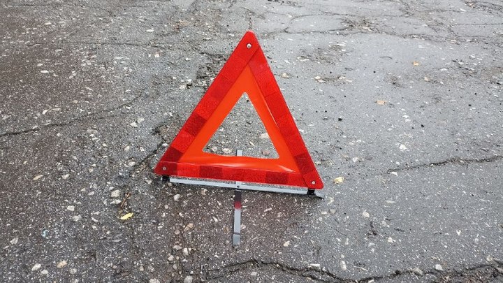 Водитель Toyota Corolla погиб на трассе в Забайкалье при столкновении с большегрузом