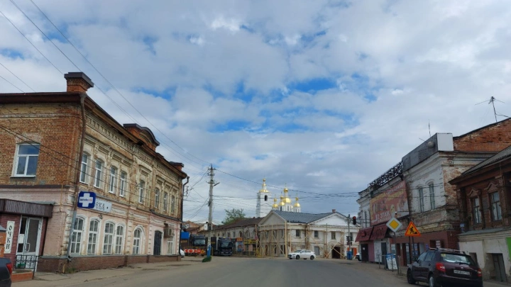 Упало что-то с неба – не бежим растаскивать: Смертельная атака БПЛА на Арзамас. Советы мэра города