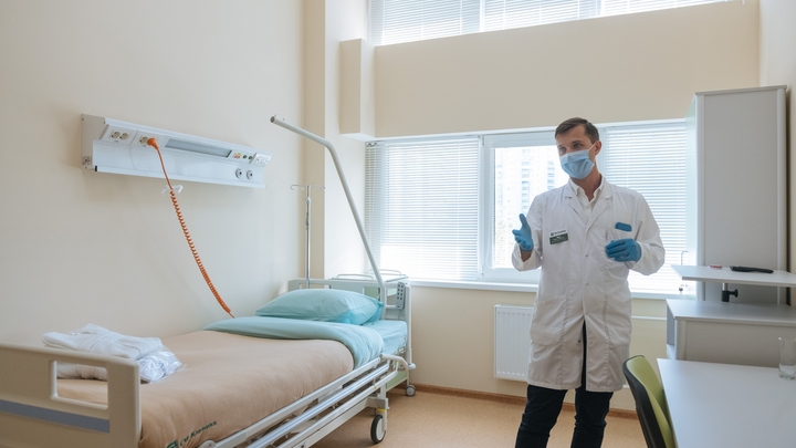 Не хотели подпортить статистику? Клинику в Москве закрыли за сокрытие данных о пациентах с COVID