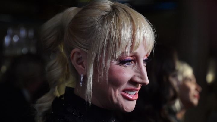 Пела и упала. Будет ли Орбакайте выступать в России после позора в Петербурге?