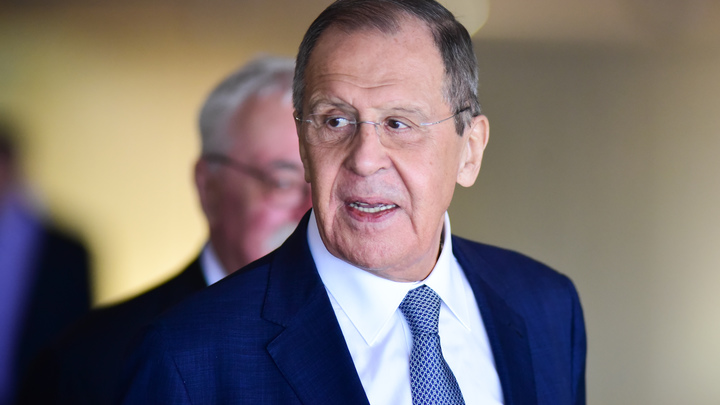 Никто не позволял западному меньшинству говорить от имени всего мира — Лавров