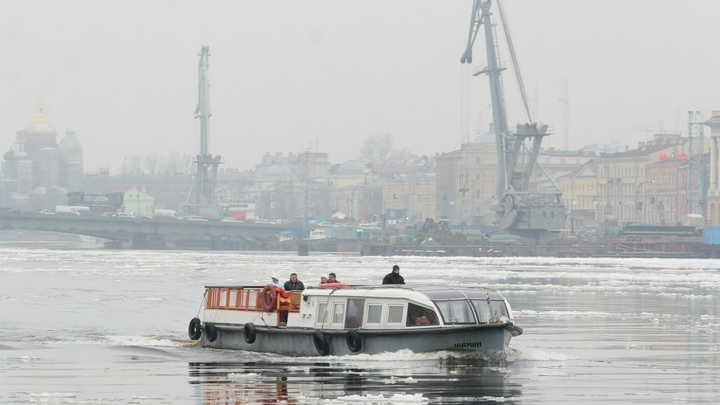 Катер влетел в баржу на полном ходу: Подробности трагедии в Сургуте
