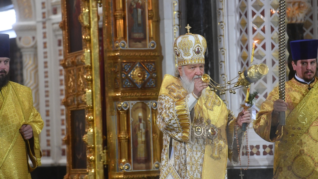 В монастыре Христа Спасителя проходит Рождественское богослужение