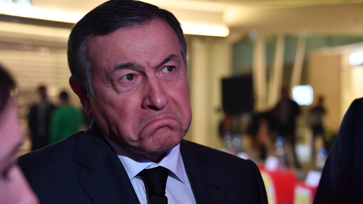 Виноваты низкие зарплаты и пенсии: Миллиардер Агаларов дал советы по увеличению ВВП России Виноваты низкие зарплаты и пенсии: Миллиардер Агаларов дал советы по увеличению ВВП России