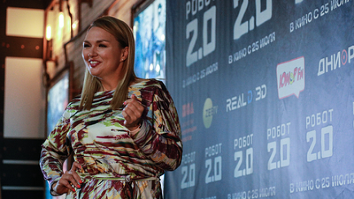 Звезда Comedy Woman рассказала о своих лишних килограммах и опасной болезни