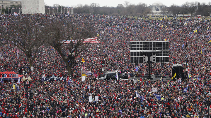 Штурм Капитолия во имя Путина! Американцев пытаются убедить в неслабом начале 2021 года