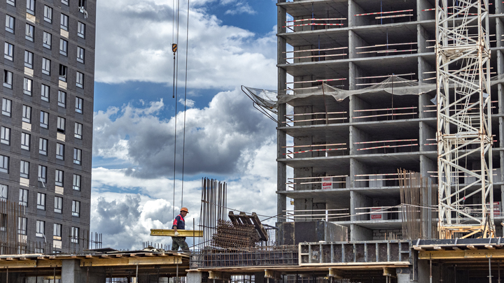 На Кубани наградили лучших работников строительной сферы