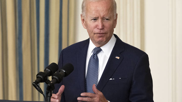 Ввергнуть весь мир в хаос: Политолог доказал, что Байден полезен России