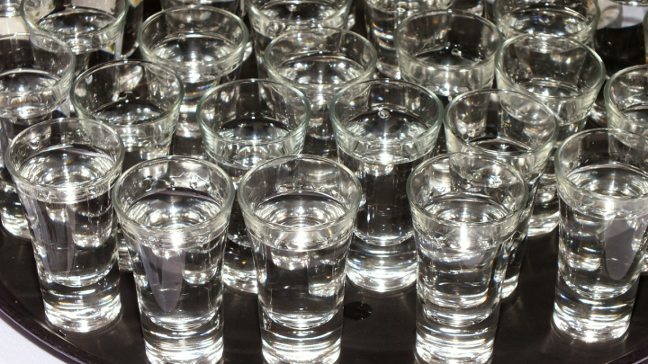 Смертельная чача. Как не погибнуть, выбирая домашний алкоголь?