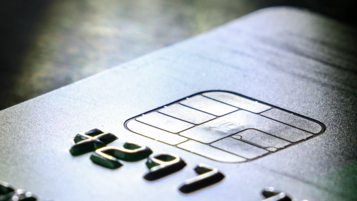 Банки втихую продлевают сроки кредитов. Что делать заёмщику?