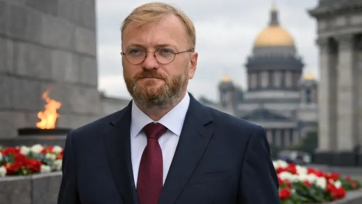 Виталий Милонов предложил обследовать обнажающихся в лесу мужчин