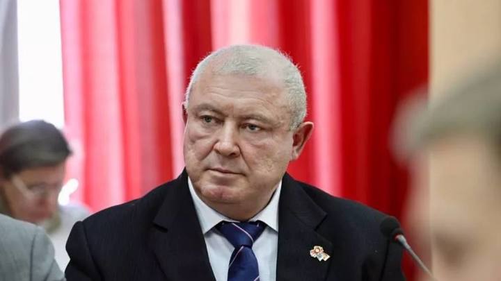 На Кубани глава Ильского городского поселения досрочно прекратил полномочия