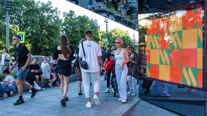 На месте бывшего McDonalds в Самаре 27 июня открылись рестораны новой сети быстрого питания