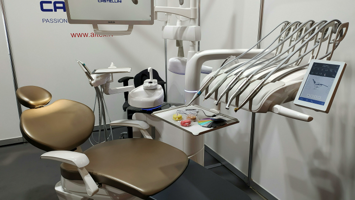 Жительница Подмосковья попала в реанимацию после удаления зуба