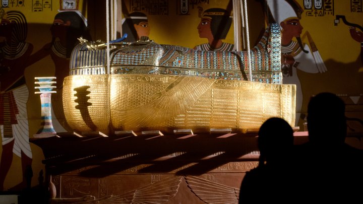 Африка раскрывает тайны гробниц: Учёные нашли объяснение загадочному украшению Тутанхамона