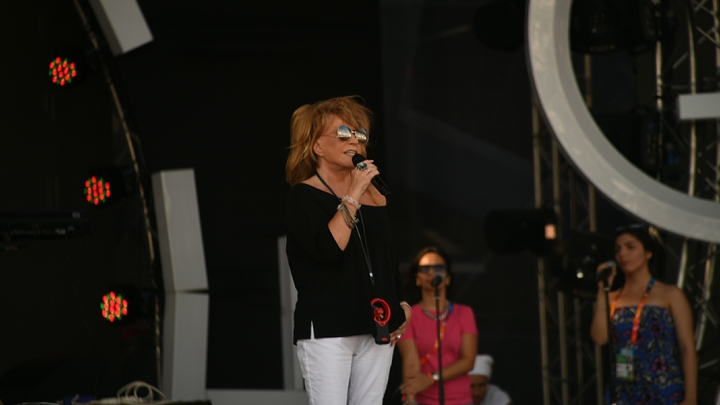 Перед Пугачёвой в России захлопнули двери даже олигархи. Стало известно почему