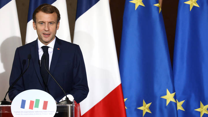 Озабоченный Украиной Макрон вывел из себя жителей Франции: Хватит!