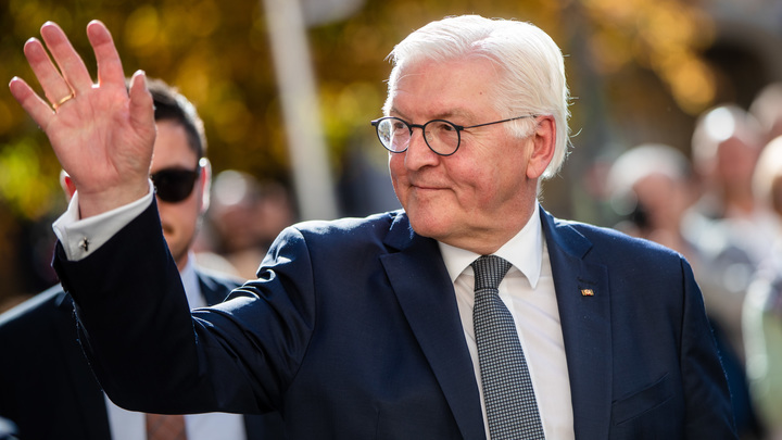 Появились первые фото Штайнмайера в Киеве: Блогеры делают ставки