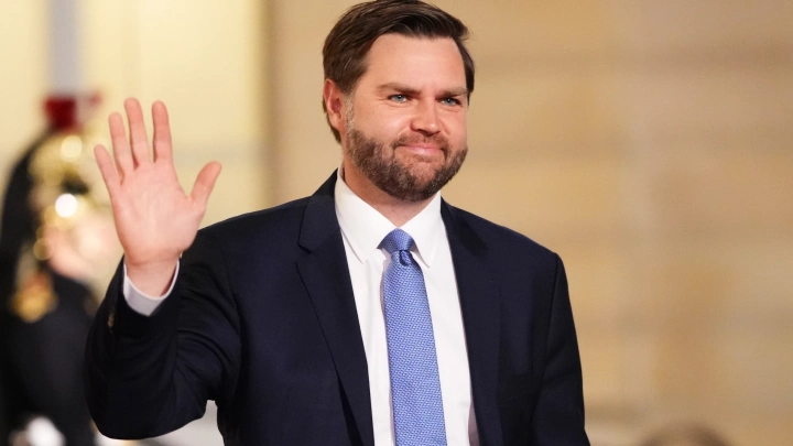 Вице-президент США Вэнс хочет перезагрузки отношений с Россией из-за Китая
