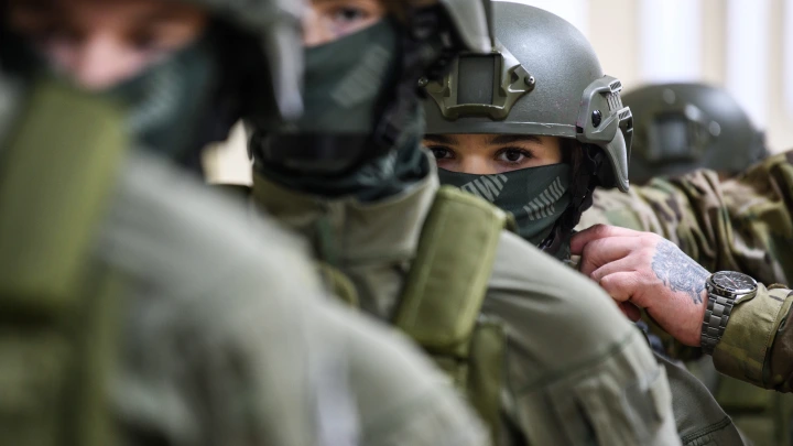 Выжил ради дочери: раненый новосибирец 10 часов полз к своим под обстрелом