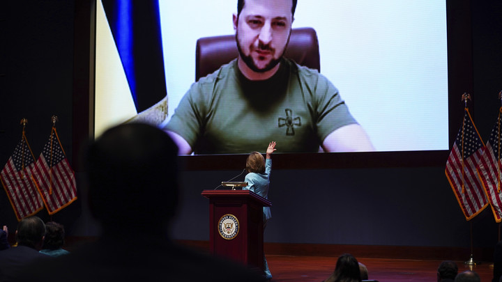 Советник Зеленского признался в колоссальном уровне коррупции на Украине