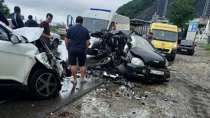 Один погиб, двое в больнице: Под Туапсе произошло лобовое ДТП