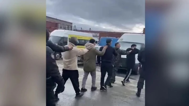 Повестки получили и сидят: среди экс-мигрантов в Челябинске ищут уклонистов