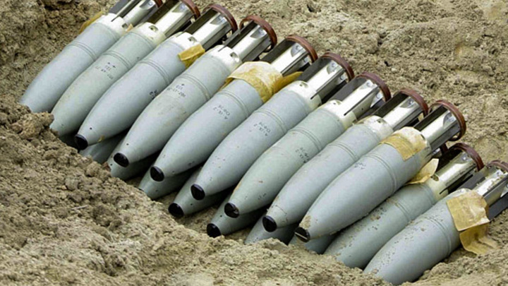 Постоянным клиентам скидки: ВСУ начали продавать рекламу на боеприпасах