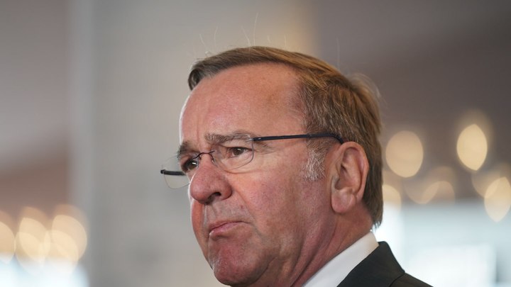 Глава Минобороны ФРГ предупредил Европу о возможной войне