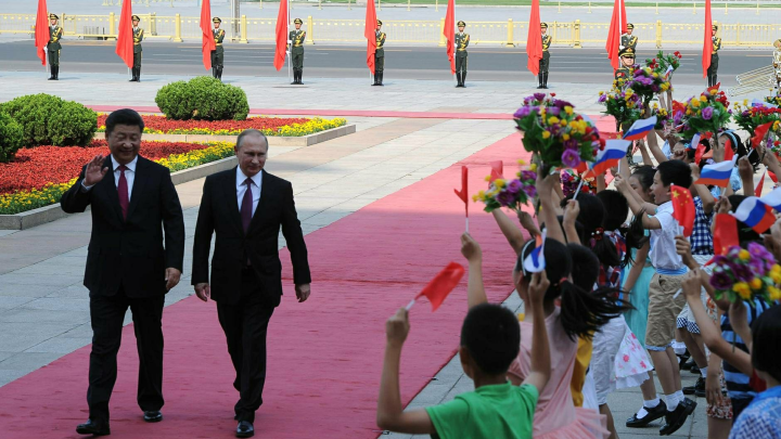 Путин только сошёл с трапа, в Китае ахнули: Такого от президента Пекин не ждал. Сильный жест