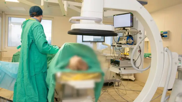 В больницы Подмосковья поставили более 30 рентген-аппаратов С-дуга