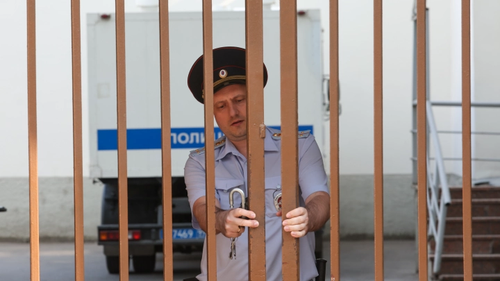 В Челябинске следователь подозревается в помощи похитителям человека