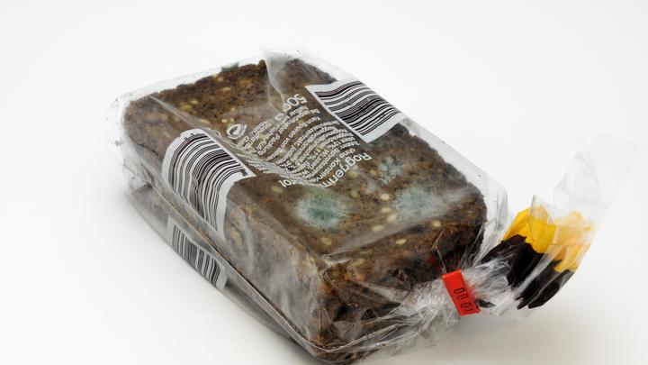 Врач перечислила продукты на столе, из-за которых появляется рак