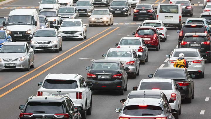 Екатеринбург встал в глухих пробках из-за соревнований по триатлону