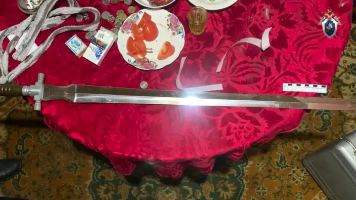 Зарубил мечом: в Челябинске задержан рецидивист, убивший приятеля