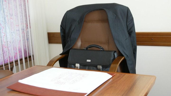 Не Чубайсом единым. Досье на бежавших из России вице-премьеров - лишь часть компромата