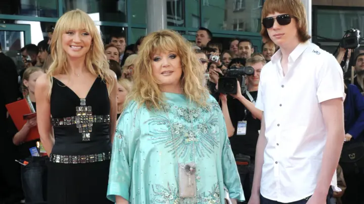 Чеченский внук Пугачёвой отвернулся от звёздной семьи