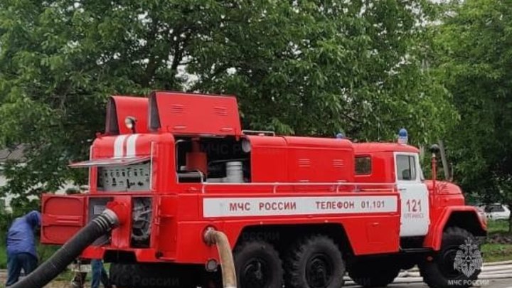 В Апшеронском районе после дождя в 13 домов зашла вода