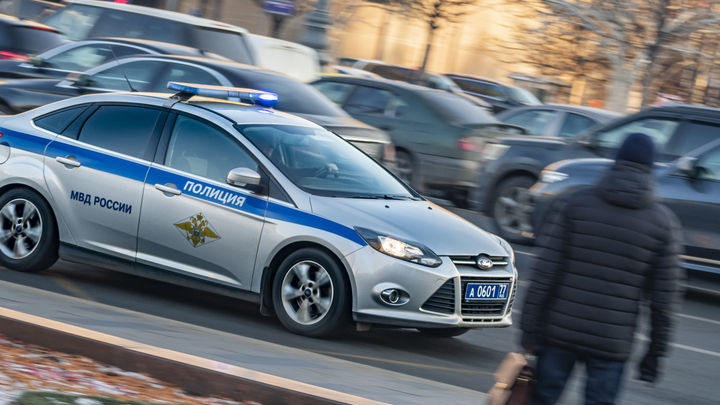 В МВД подтвердили: Начальник полиции мог незаконно помогать мигрантам