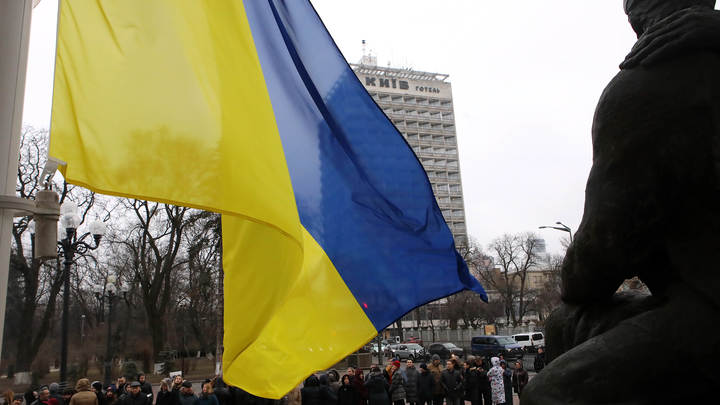 Страной управляет шарахающаяся своей тени власть: Украинец пригрозил выкормышам Сороса