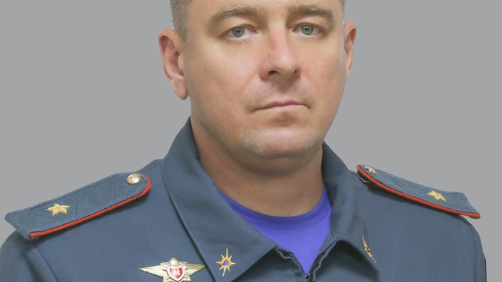 В Волгограде отправлен на пенсию генерал МЧС, пожелавший онкологию семье сотрудника