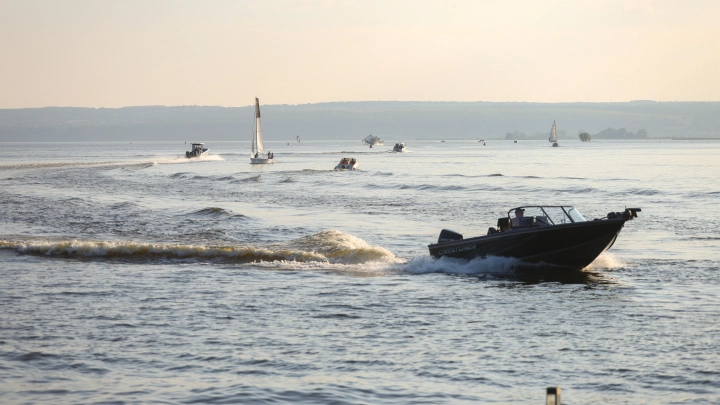 Русские яхтсмены спасли 40 человек при наводнении во Вьетнаме