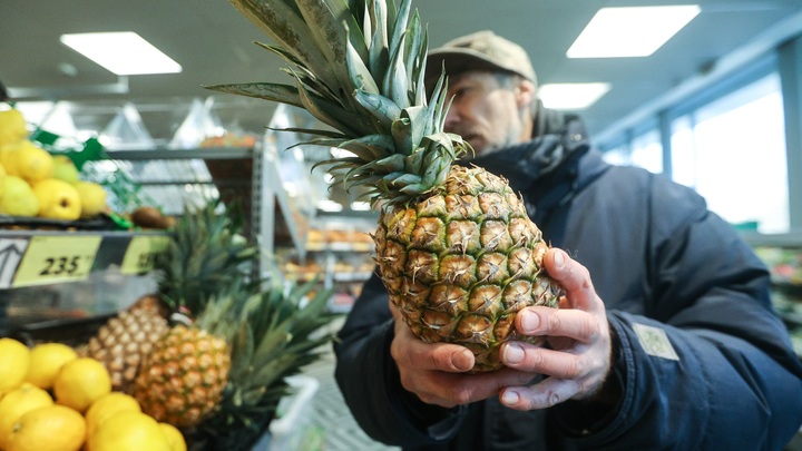 Русские - бедные: Немец так сильно вглядывался в Россию, что разоблачил своих же