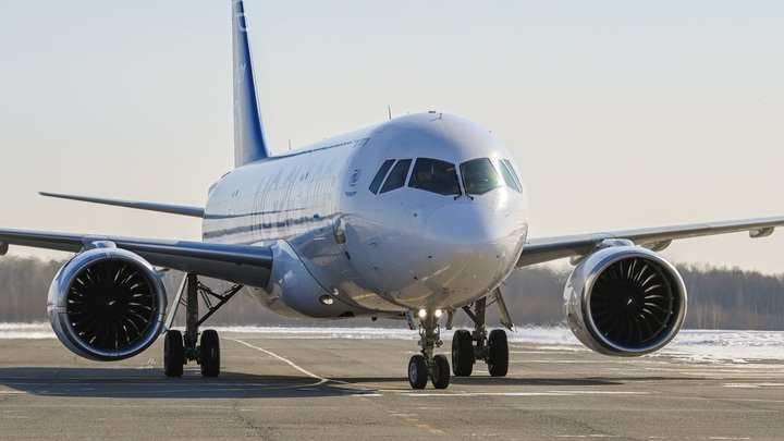 Первым делом самолеты: если верить расписанию авиарейсов, мир станет доступен в мае