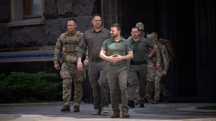 Перед новым этапом войны: Россия готовит наступление — Зеленский